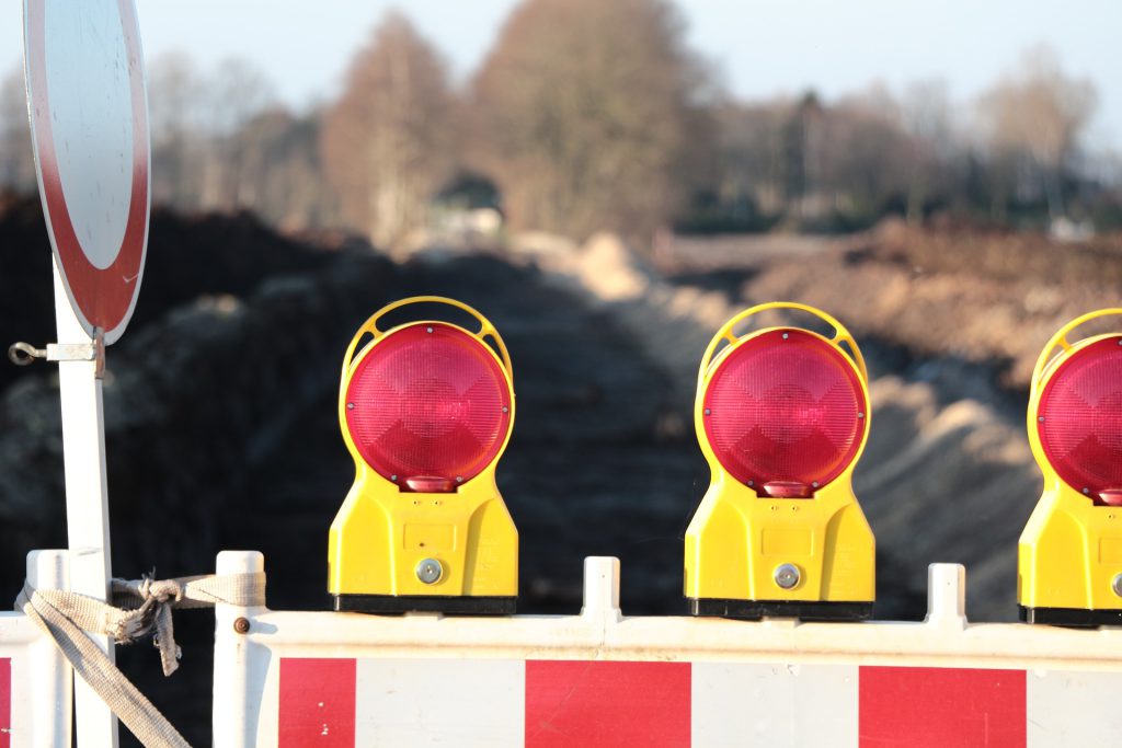 Firmy budowlane drogowe – budowa dróg i autostrad.